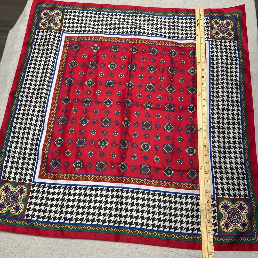 Vintage Avon Square Scarf 30x30 Houndstooth‎ Intricate 80s 1988 Italy